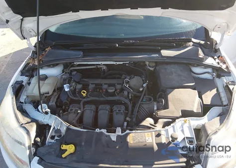 2014 Ford Focus S z USA, uszkodzony, nr VIN 1FADP3E25EL270300